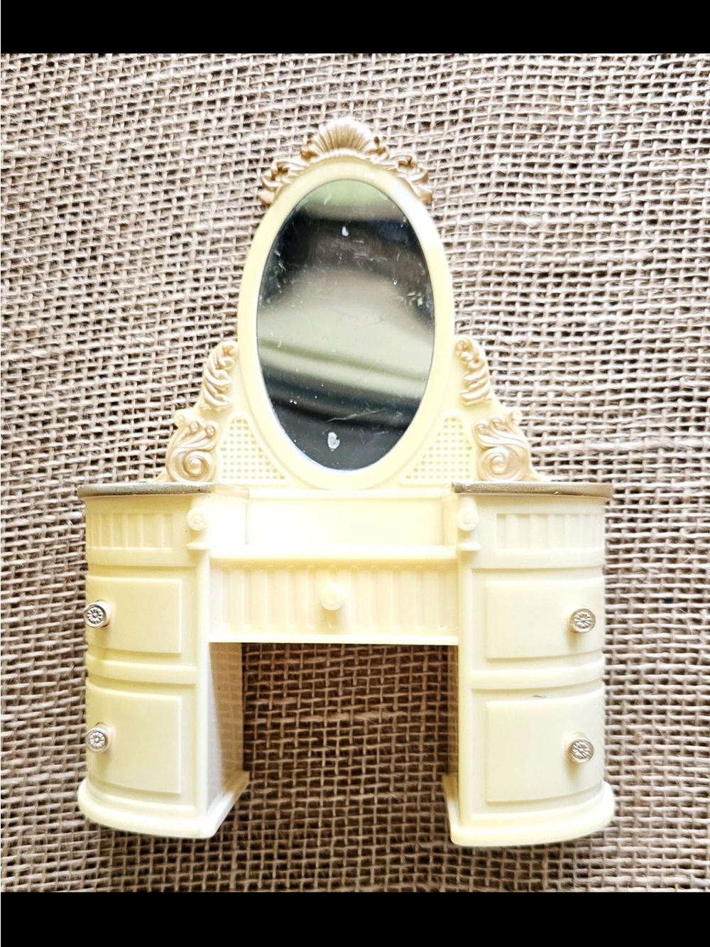 Bratz World House Yasmin Vanity